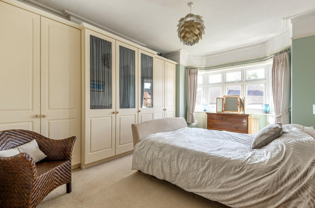 Additional image 9 of Cromwell Avenue, Bromley, BR2