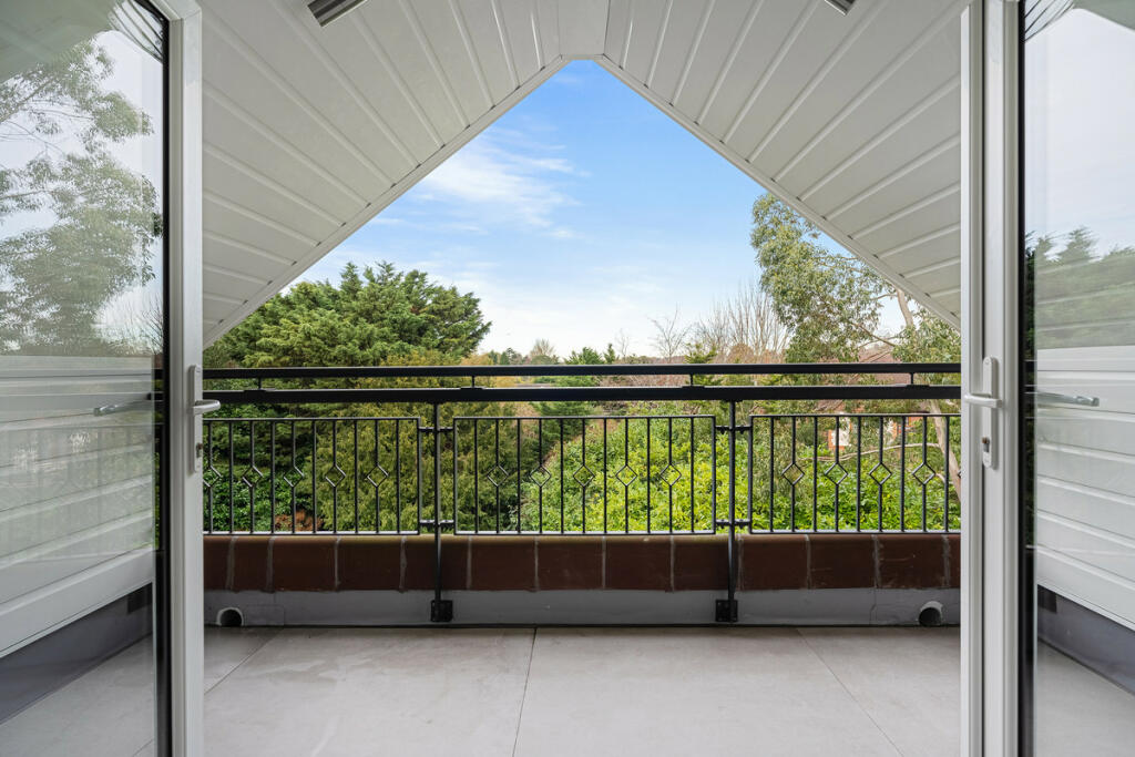 Additional image 25 of Bickley Park Road, Bromley, BR1