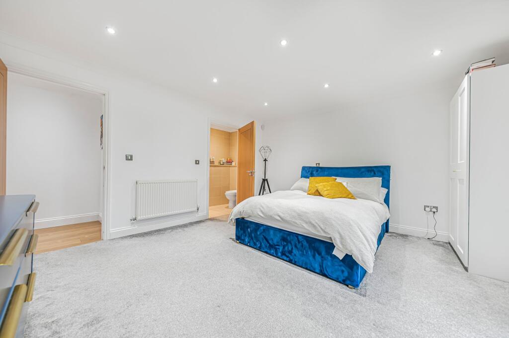 Additional image 8 of The Avenue, Carey Court, BR3