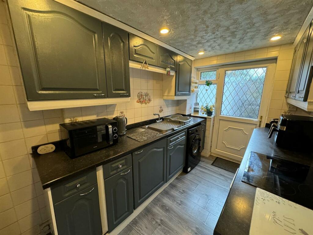 Additional image 10 of Fourlands Court, Bradford