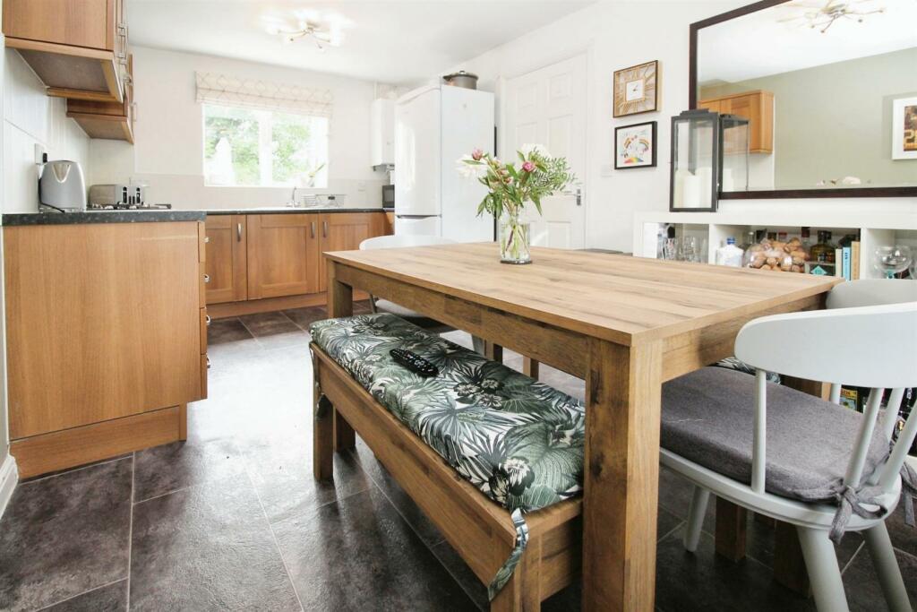 Additional image 3 of Oswin Gardens, Bradford, BD2 1DN