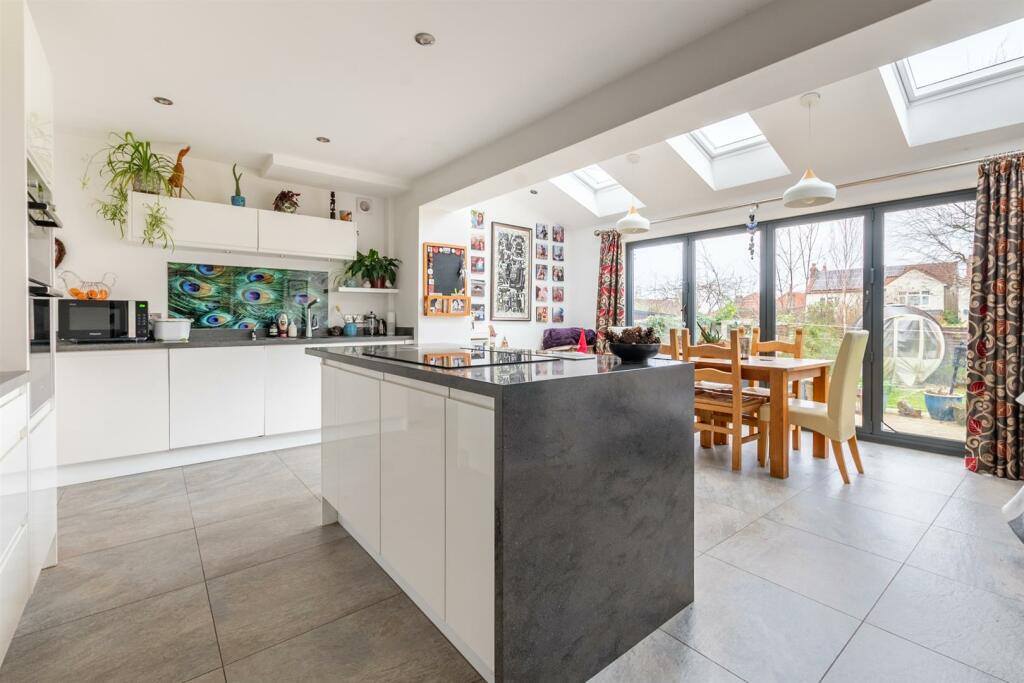 Additional image 4 of Witney Close, Saltford, Bristol