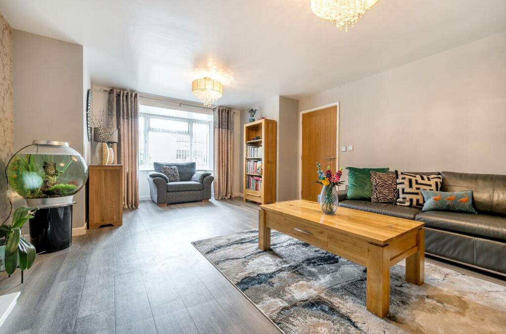 Additional image 9 of Broadway, Yate