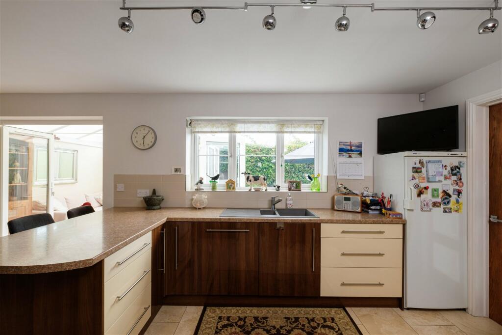 Additional image 5 of The Causeway, Congresbury