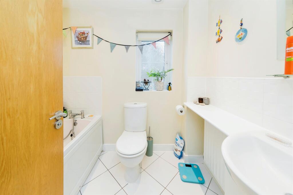 Additional image 16 of Oak Tree Drive, Hassocks