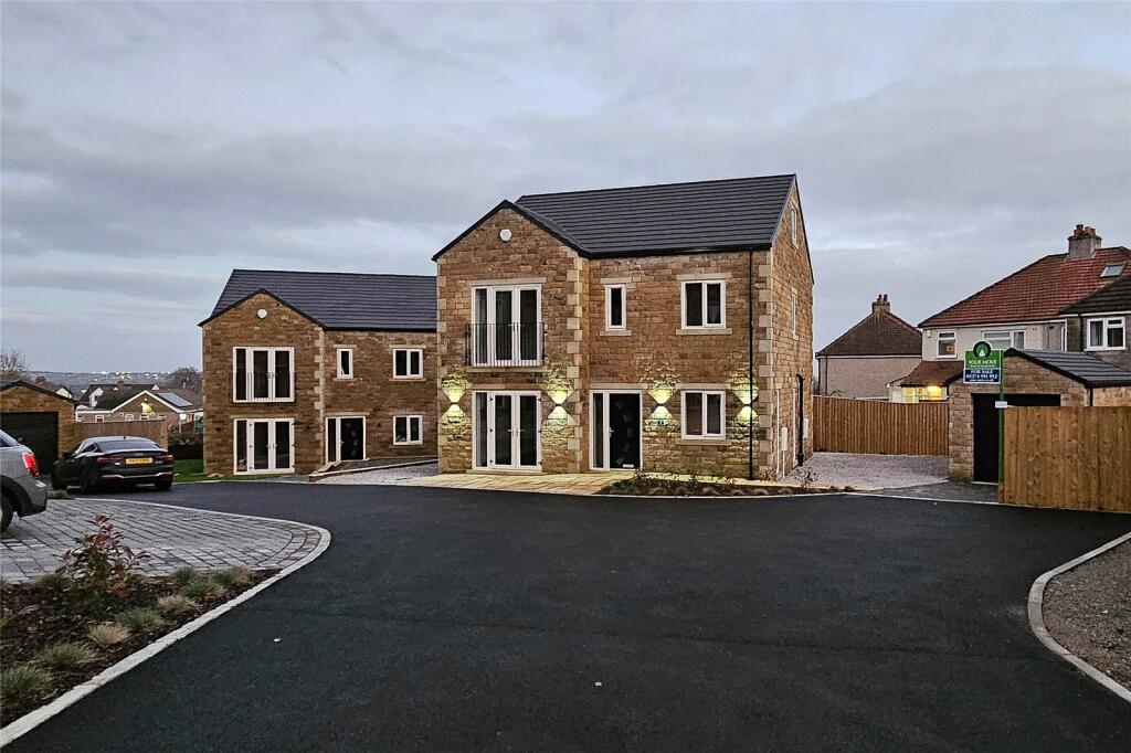 Brant Moor Mews, Baildon, Shipley, West Yorkshire, BD17
