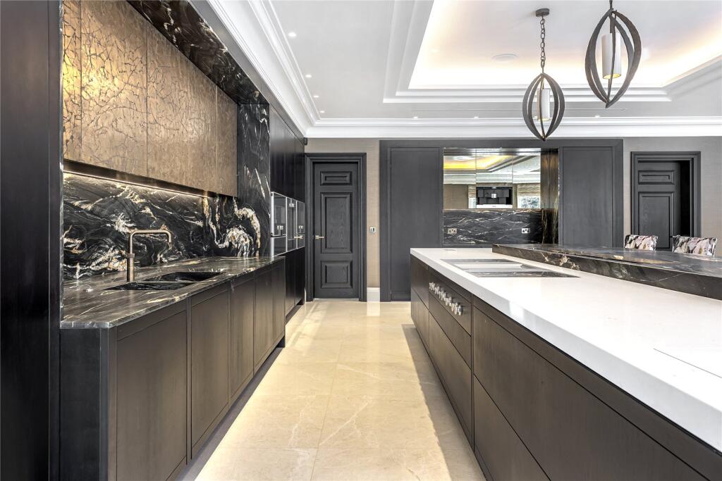 Additional image 22 of Holwood Park Avenue, Keston Park