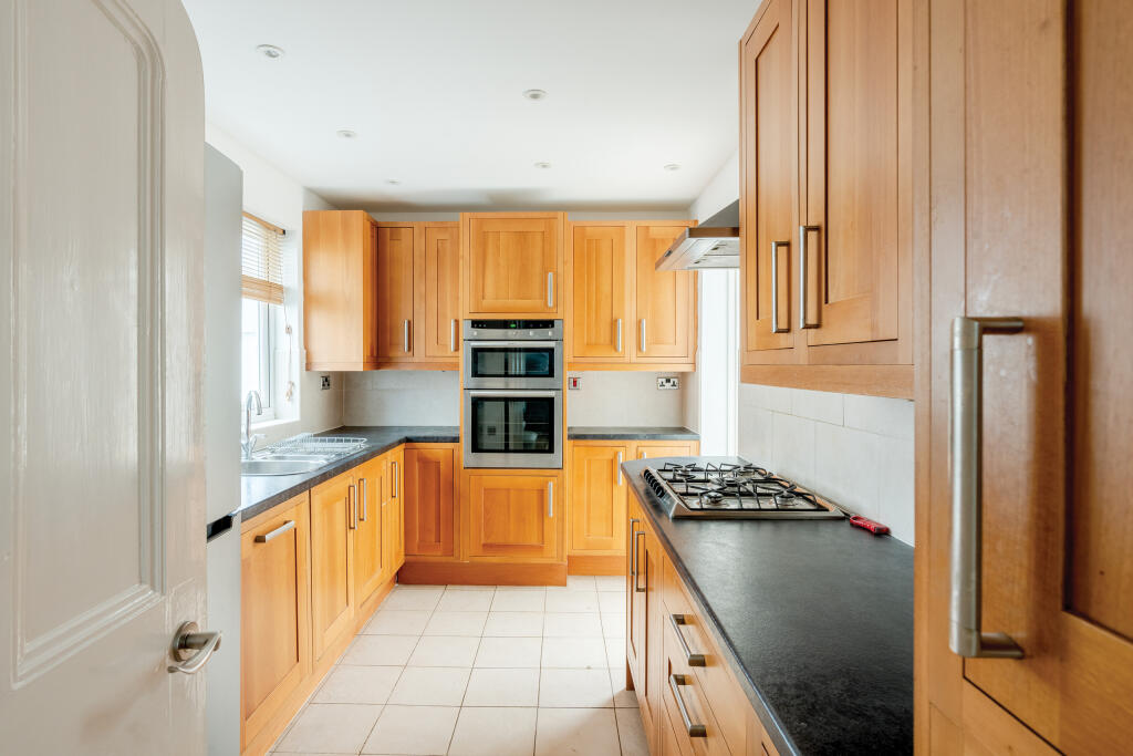 Additional image 9 of Hill View, Henleaze, Bristol