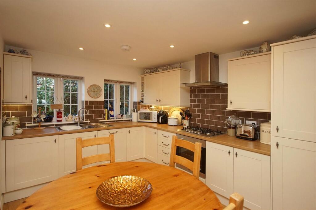 Additional image 12 of Stunning 4 Bedroom Cottage With Equally Stunning 2 Double Bedroom Detached Annexe, Winterbourne