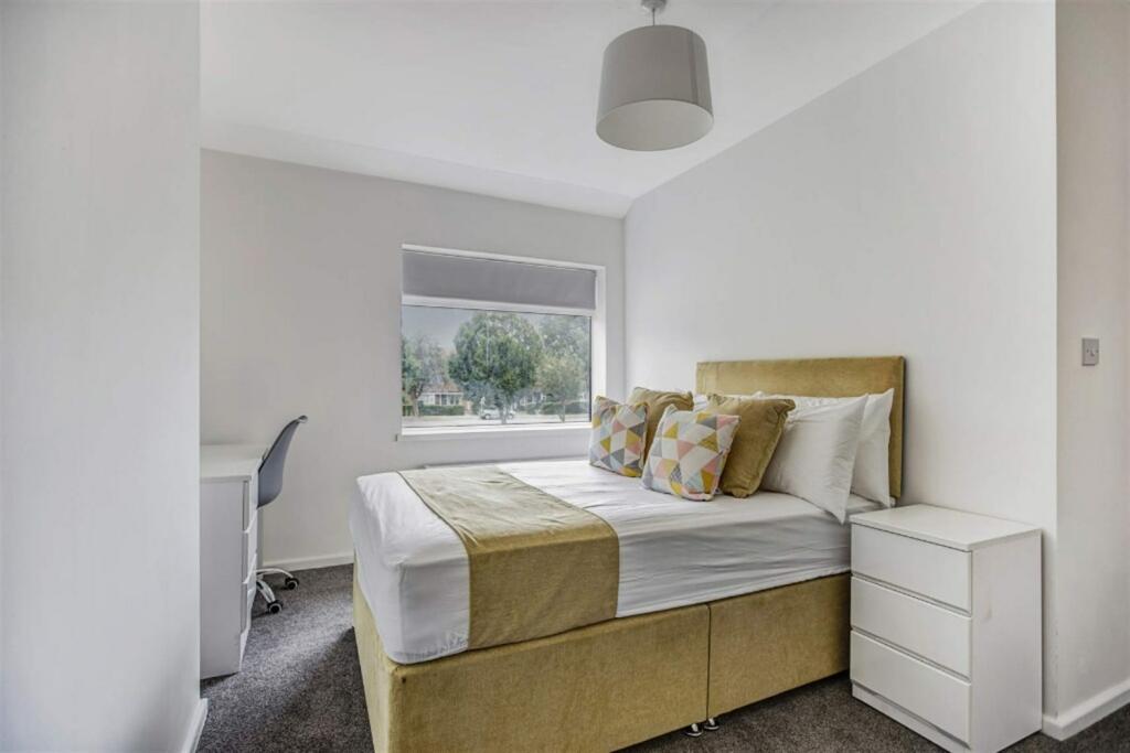 Additional image 6 of 4 bedroom End of Terrace House in Greystoke Avenue, Bristol