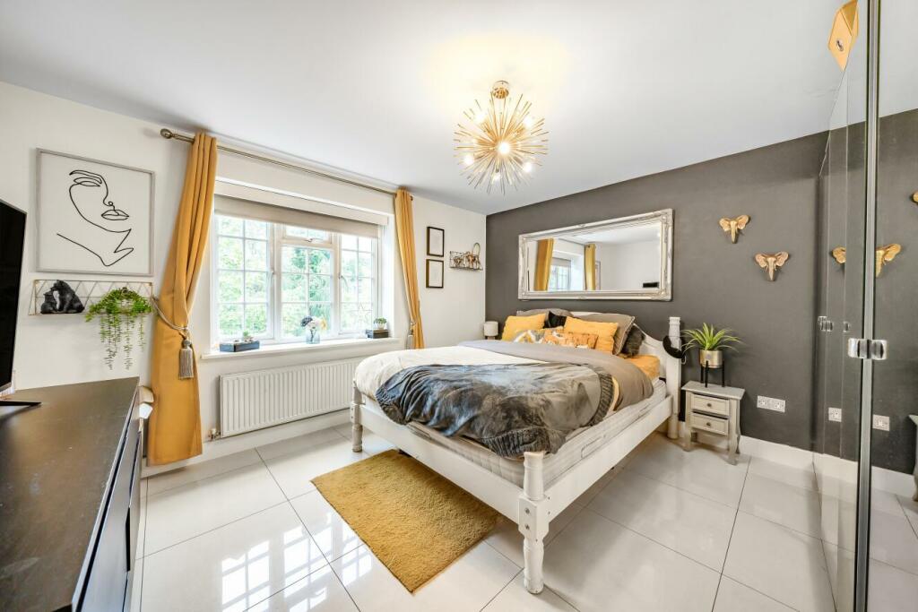 Additional image 7 of Tweedy Road, Bromley