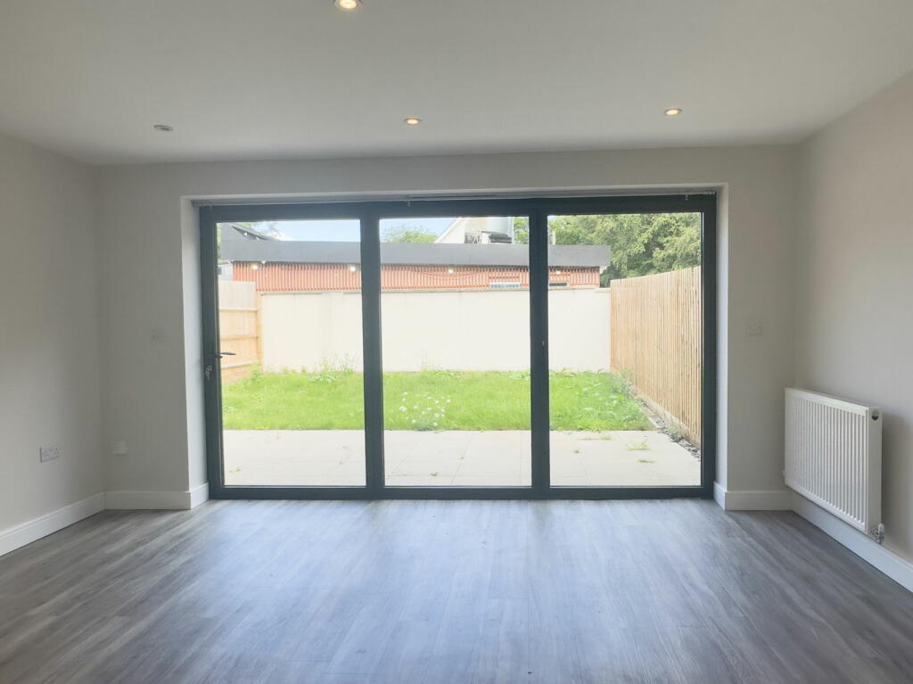Additional image 4 of Field View, Cleeve