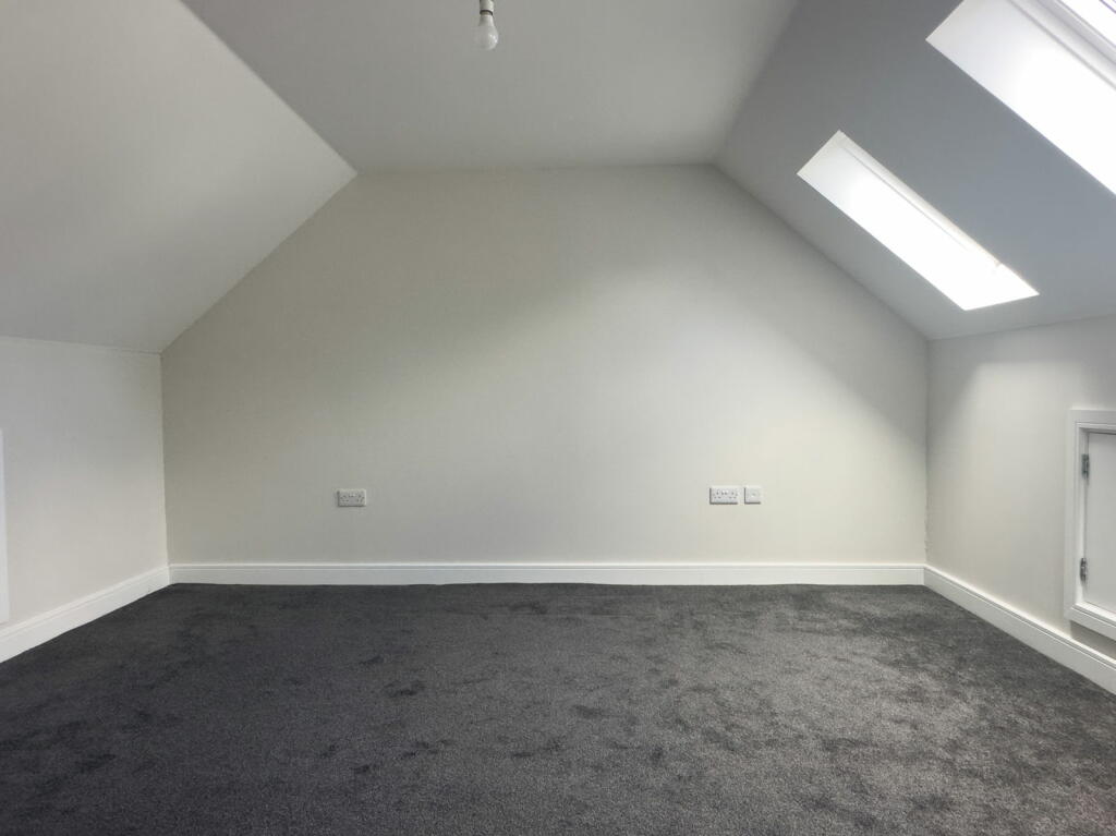 Additional image 9 of Field View, Cleeve