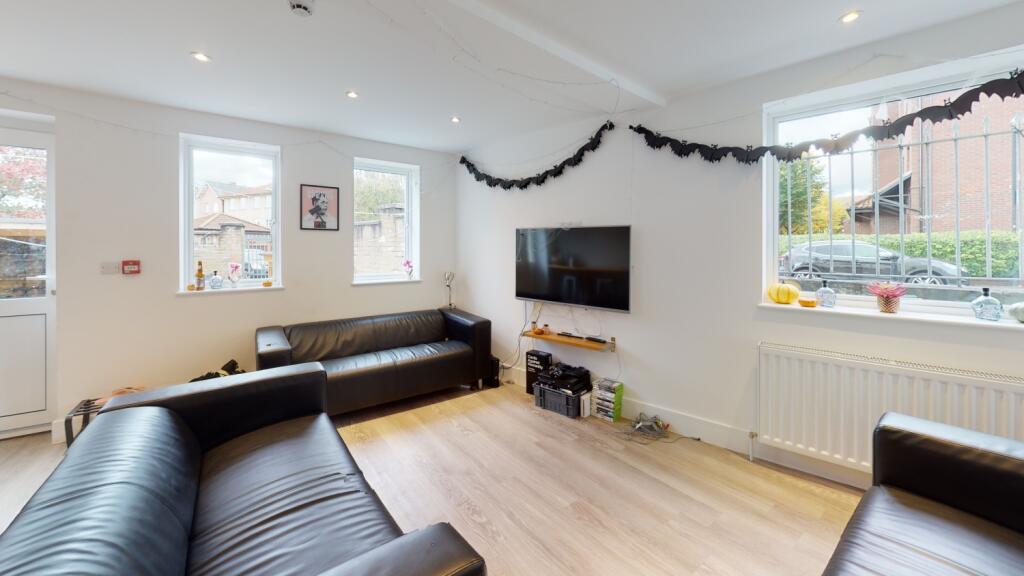 Additional image 5 of Room 3, Hotwell Road, BS8 4SA
