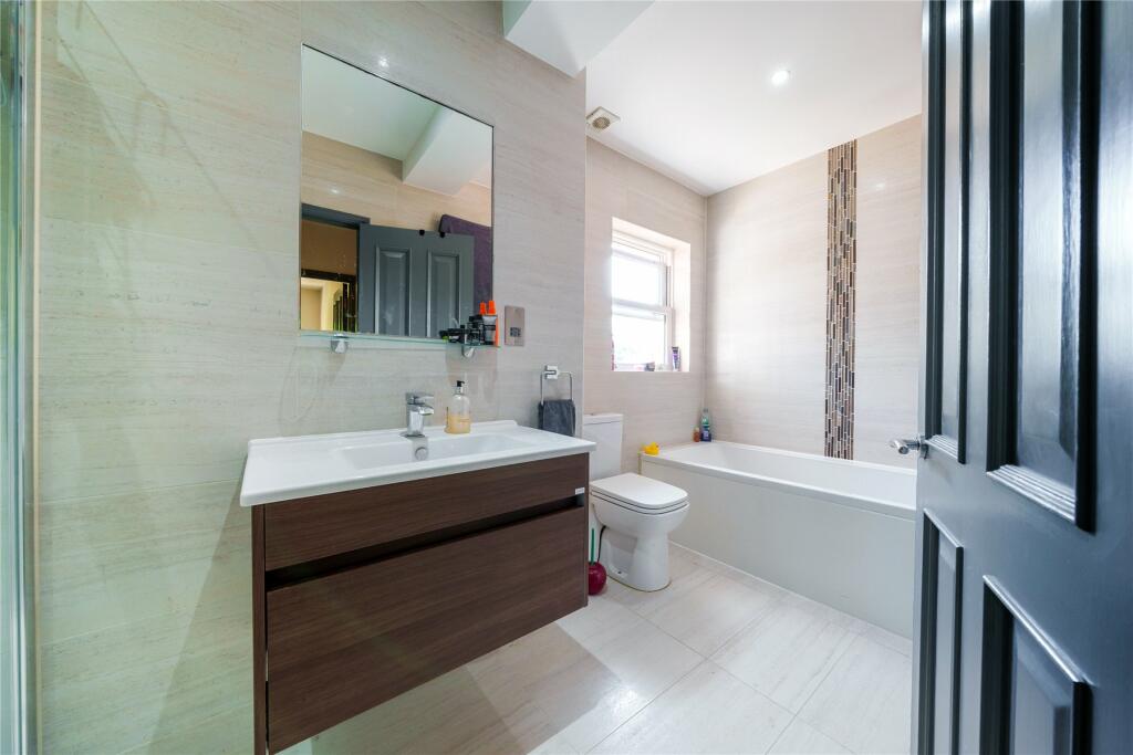 Additional image 32 of Birch Mead, Farnborough Park