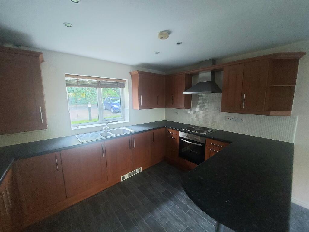 Additional image 2 of Lodge Road, Thackley, Bradford