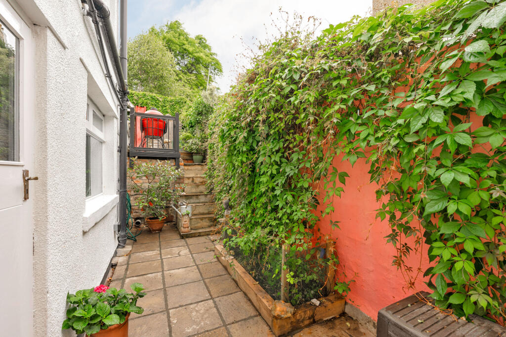 Additional image 17 of Lower Cheltenham Place, Montpelier, Bristol