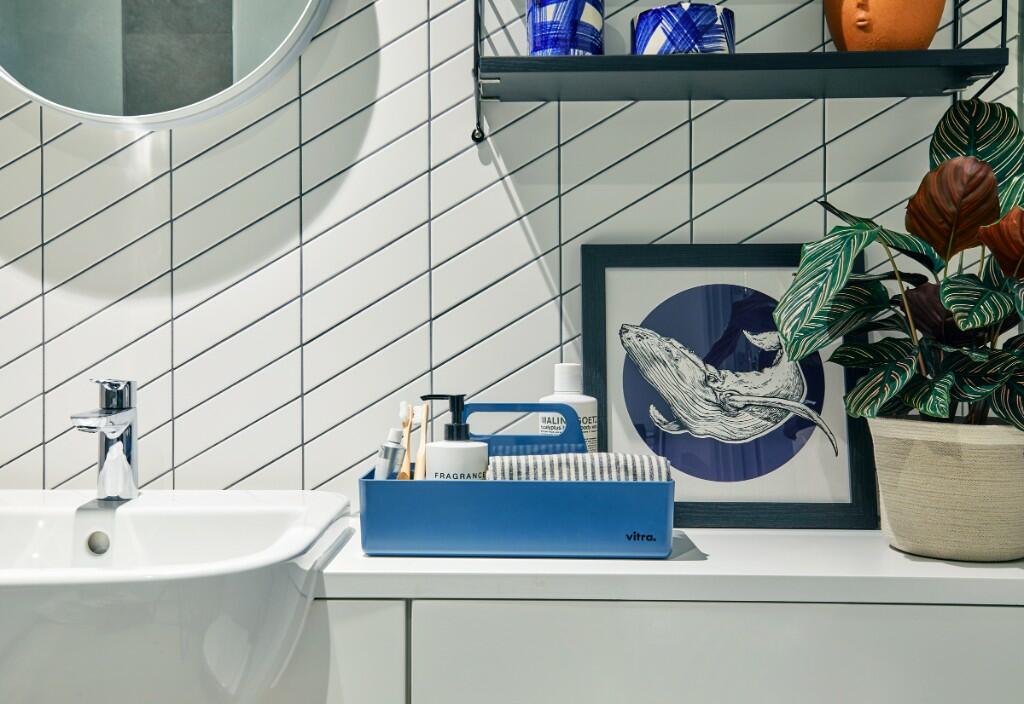 Additional image 9 of 319 Rosewood