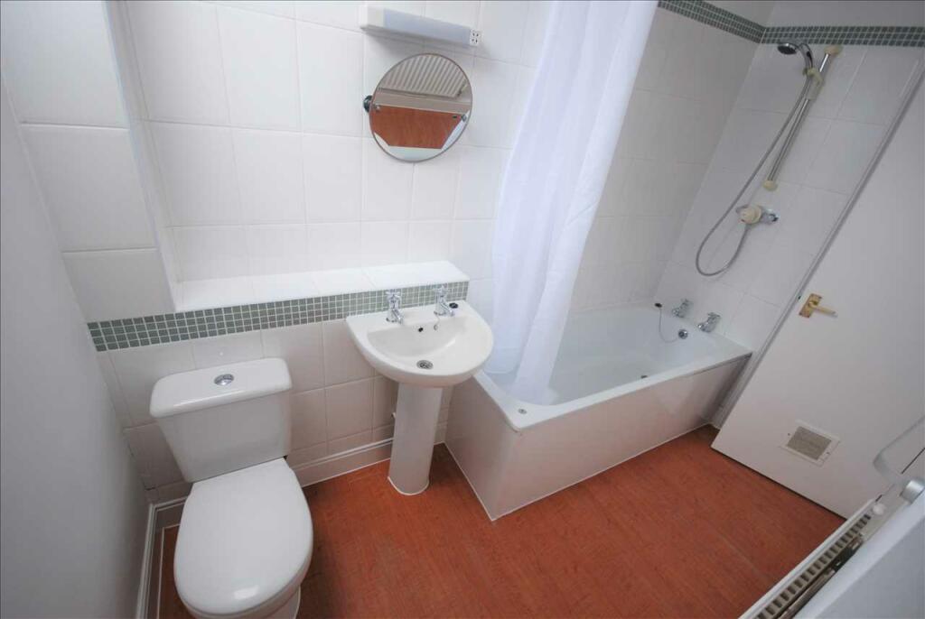 Additional image 8 of Top Floor Flat, Waverley Road