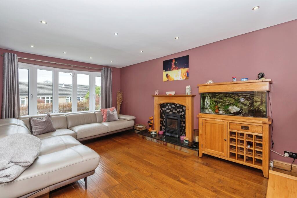 Additional image 8 of Oakleigh Avenue, Bradford, BD14