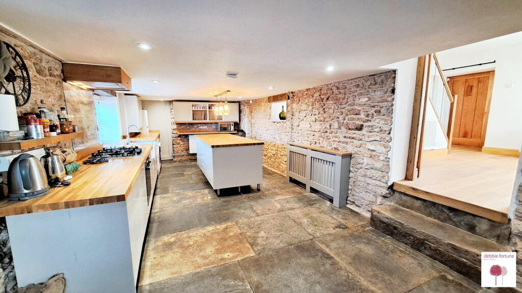 Additional image 4 of High Street, Blagdon