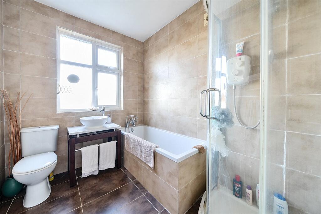 Additional image 8 of Birchwood Avenue, Beckenham