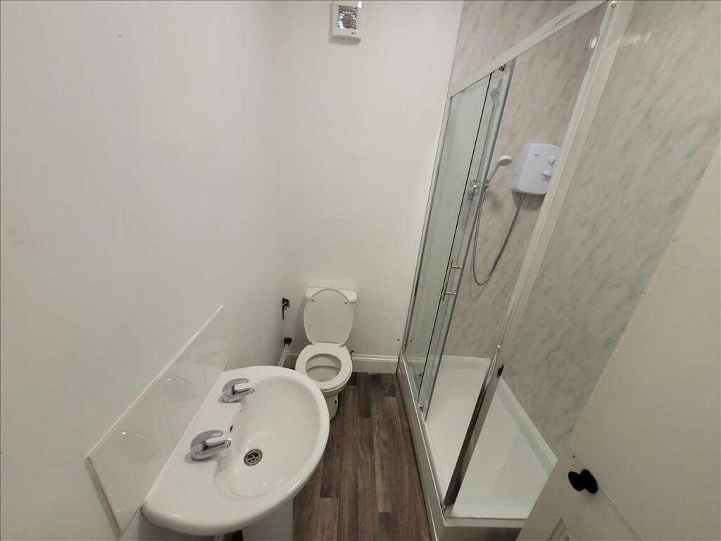 Additional image 21 of Chesterfield Road