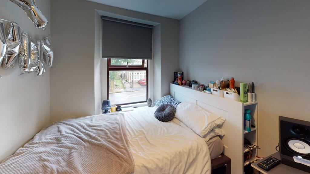 Room 5, Fishponds Road, Eastville, Bristol, BS5