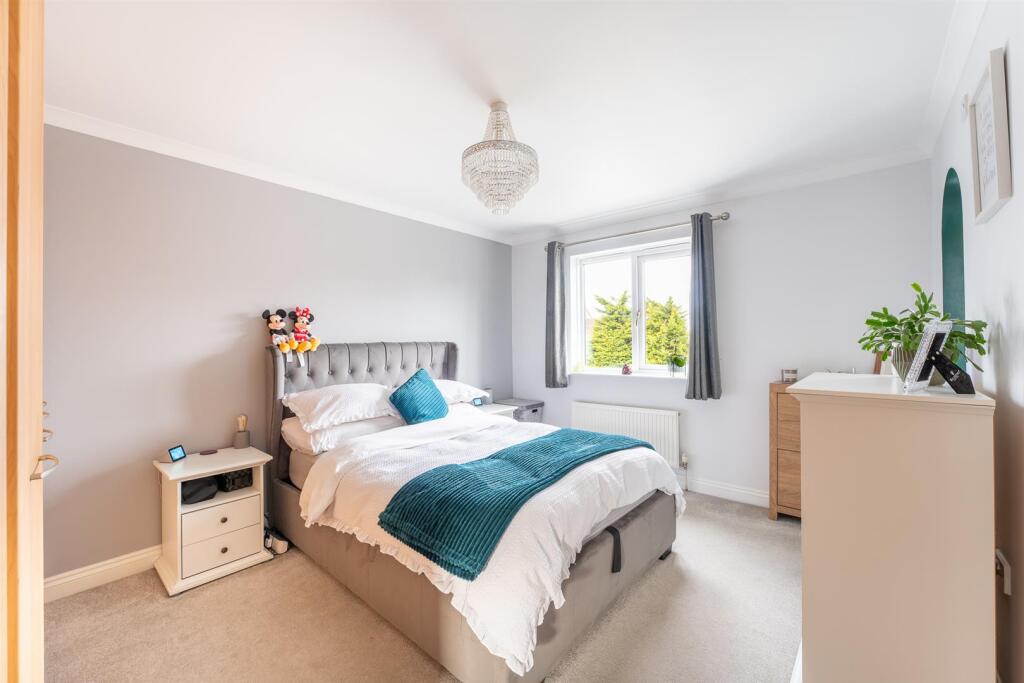 Additional image 9 of The Avenue, St. Georges - BEAUTIFUL HOUSE WITH GARAGE