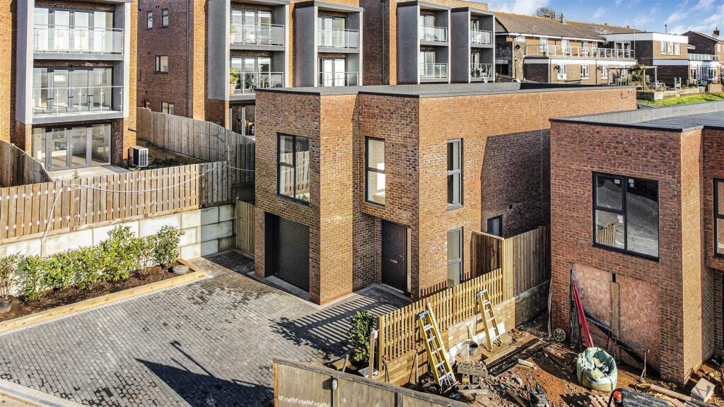 Additional image 13 of Station Road, Newhaven BN9 0NH