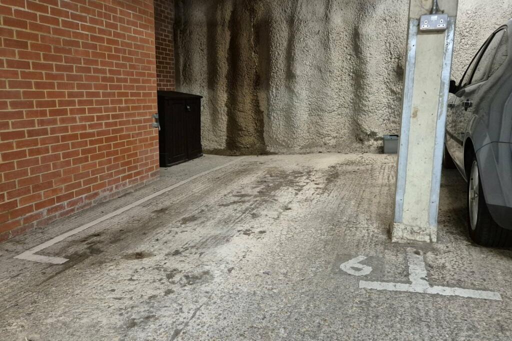 Additional image 14 of St. Nicholas Lane, Lewes, East Sussex