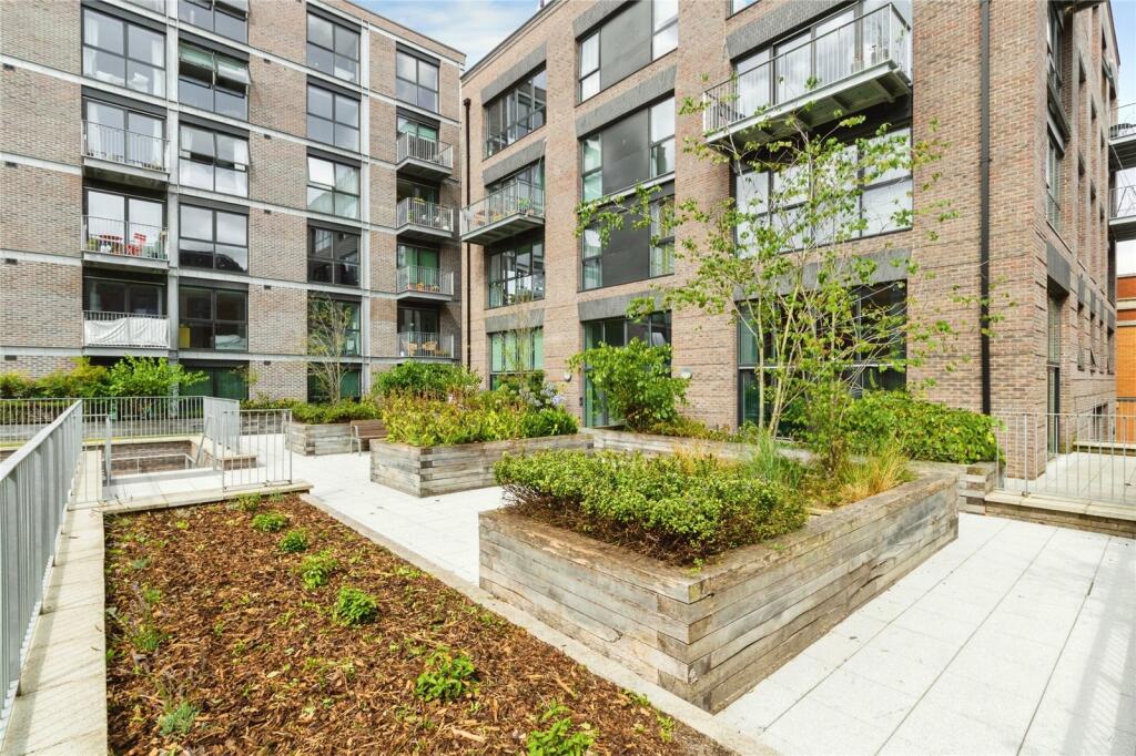 Additional image 21 of Tobacco Store, Bedminster, BRISTOL, BS3