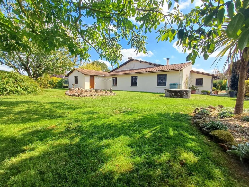 Additional image 2 of Leoville, Poitou-Charentes, 17500, France