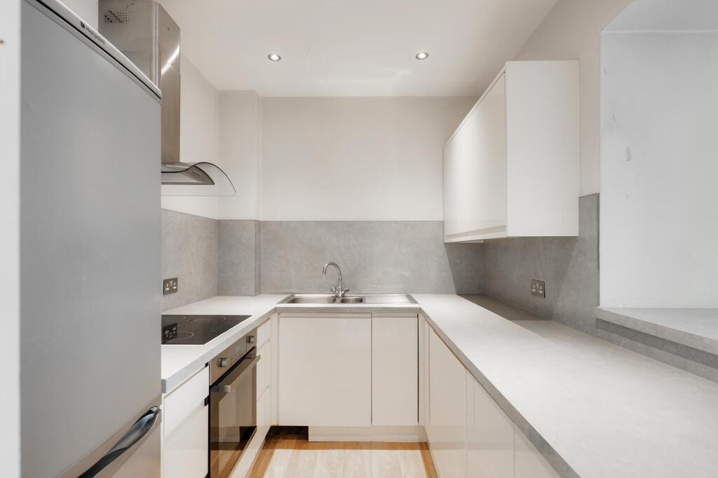 Additional image 11 of Caledonia Place, Clifton, BS8