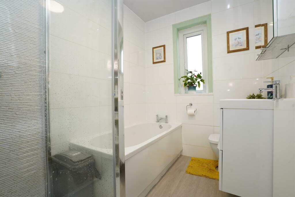 Additional image 20 of Temple Rhydding Drive, Baildon, Shipley