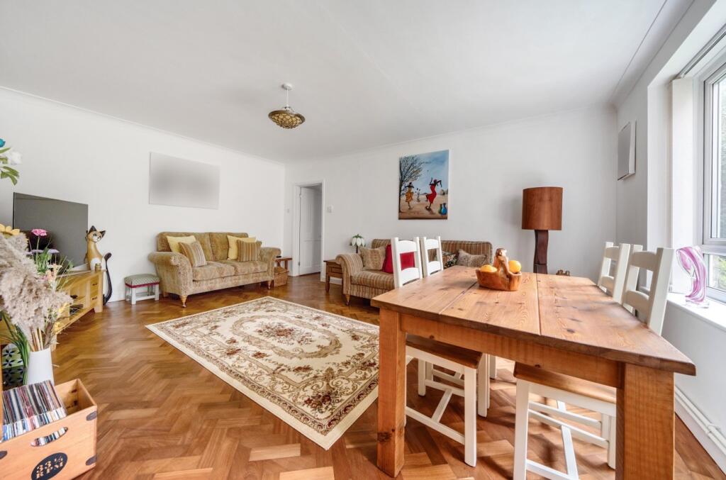 Additional image 4 of Kemnal Road, Chislehurst