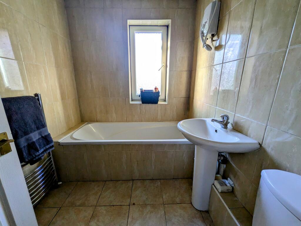 Additional image 7 of Oakway, Bradford, BD11