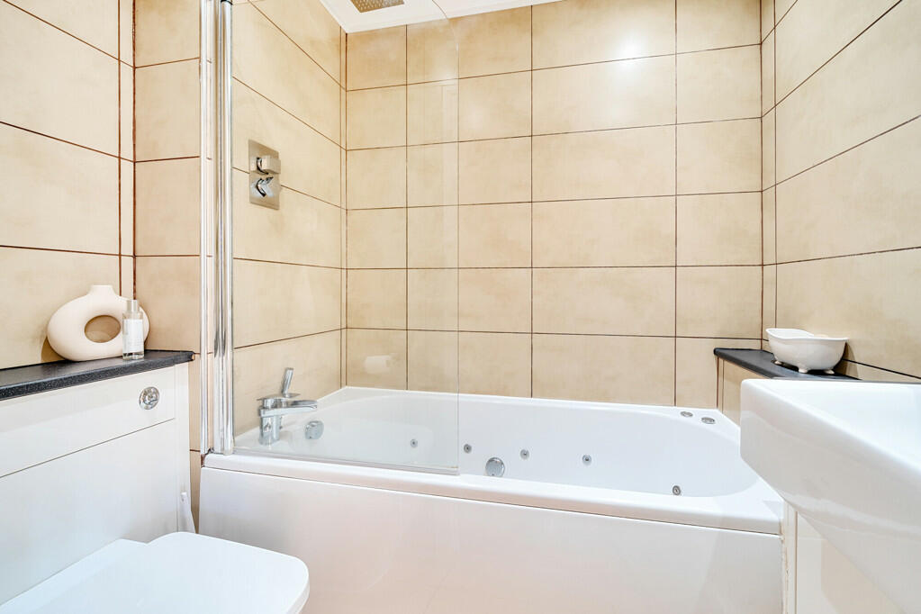 Additional image 6 of Willow Grove, Chislehurst