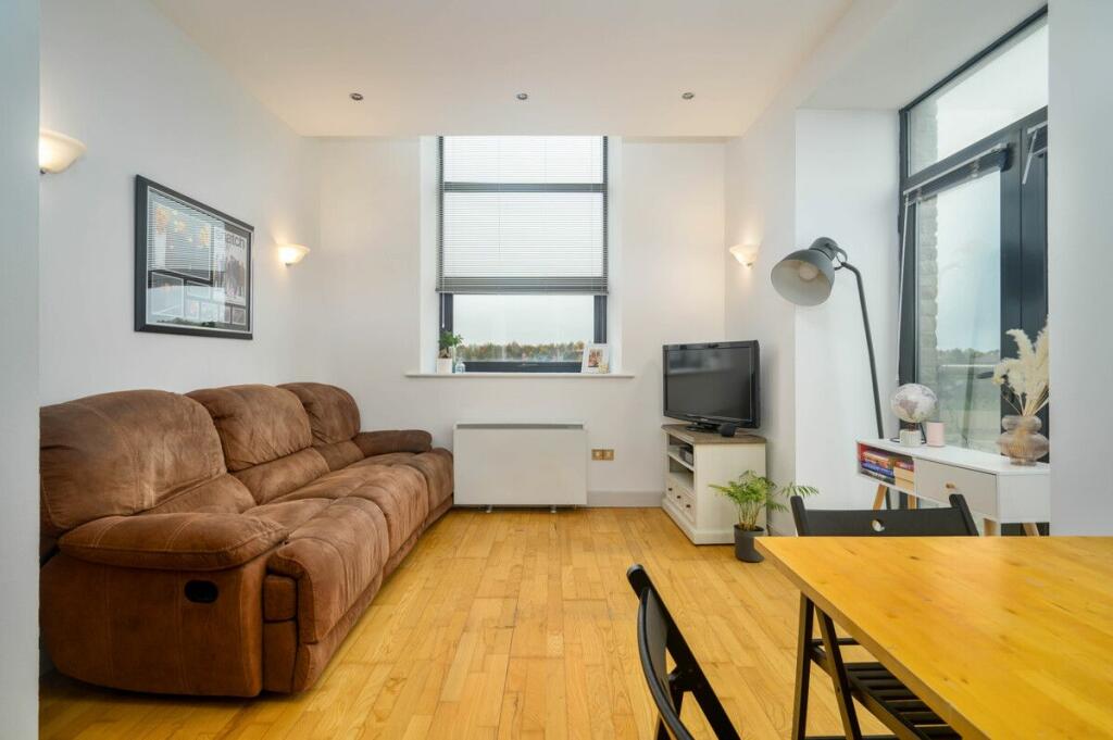 Additional image 8 of Cavendish Court, Drighlington, Bradford