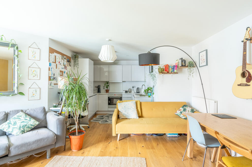 Additional image 4 of Flat 14, Bridge Quay, 138-141 Redcliff Street, Bristol