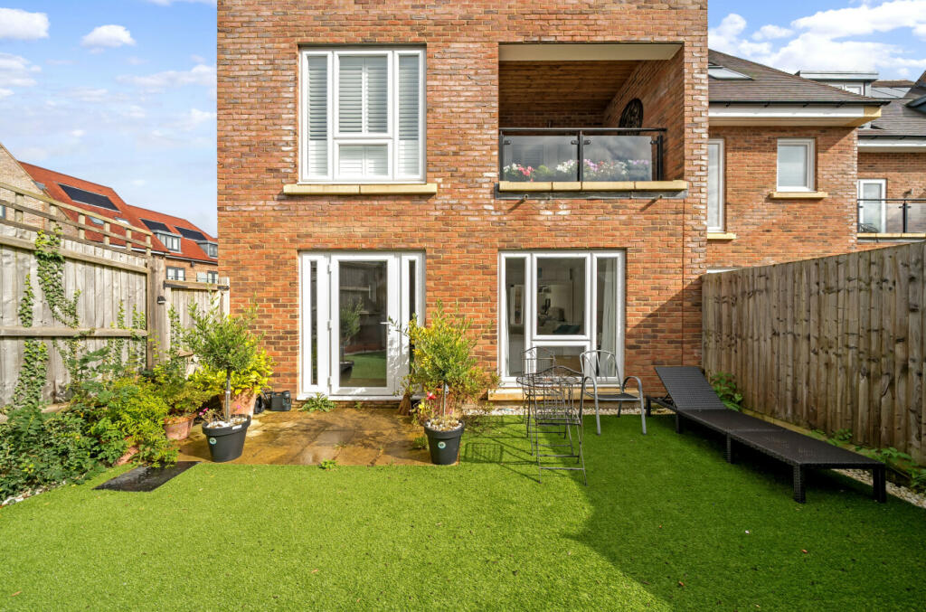 Additional image 7 of Cottonwood Close, Farnborough, Orpington, Kent, BR6