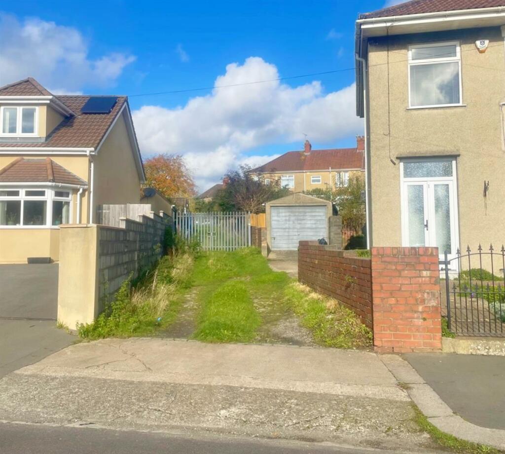 Additional image 4 of Stoneleigh Crescent, Bristol