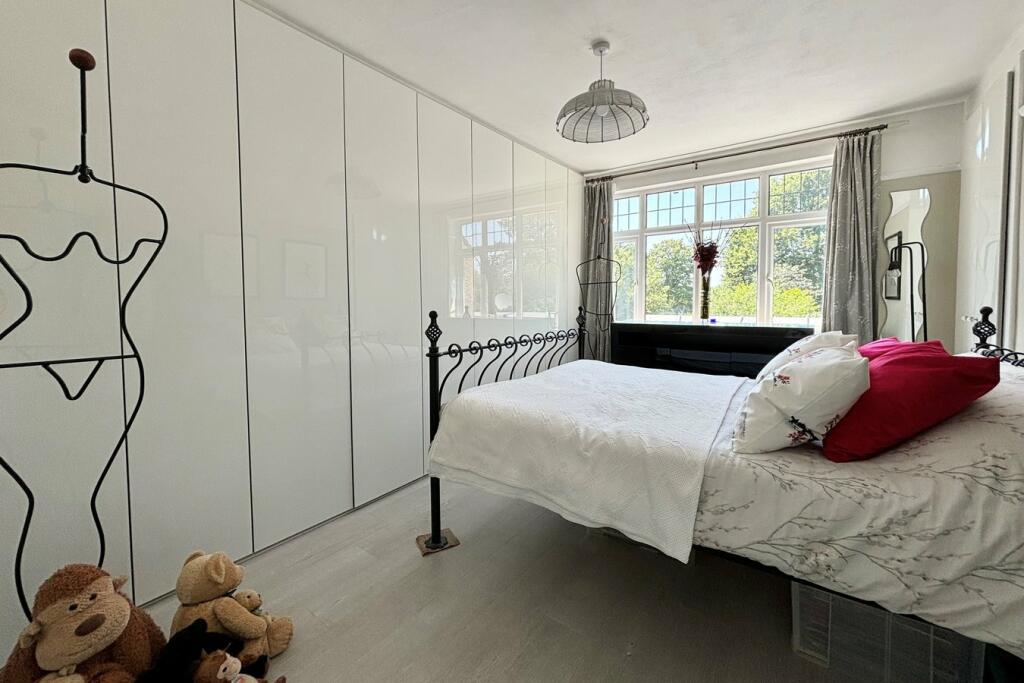 Additional image 14 of Overhill Way, Park Langley, Beckenham, BR3