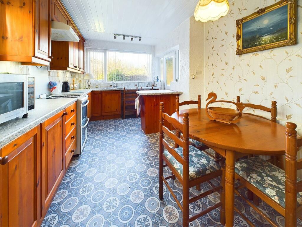 Additional image 10 of Beckfield Road, Cottingley, Bingley