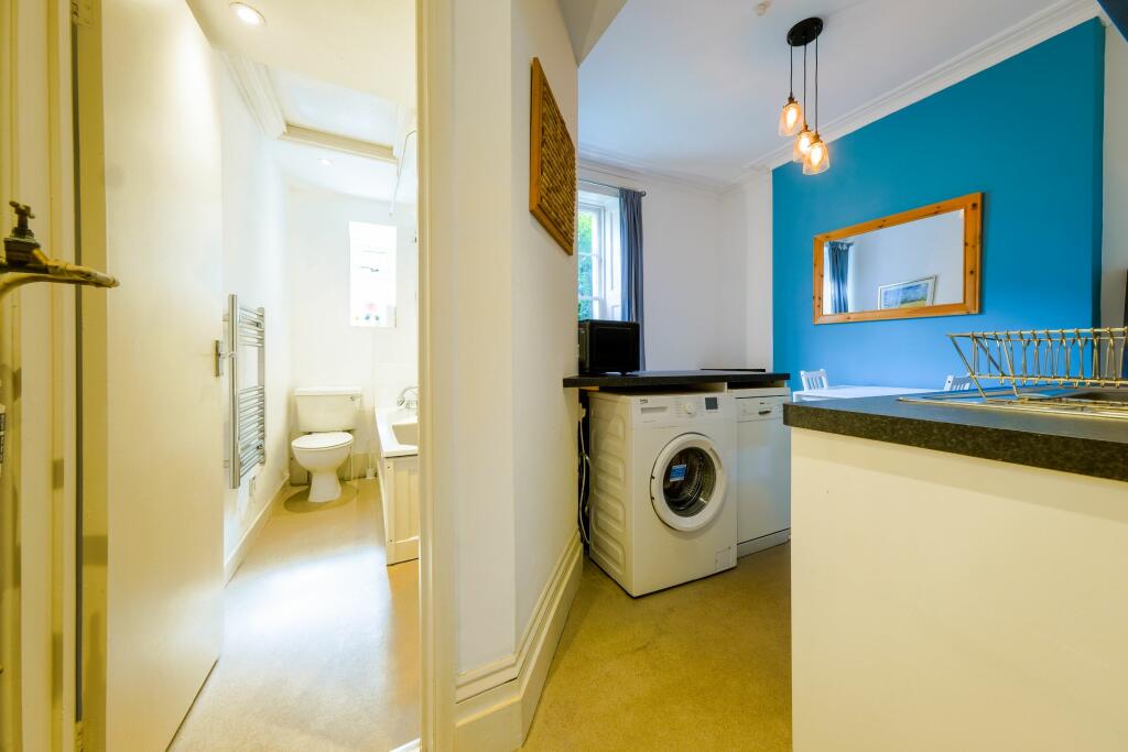 Additional image 6 of Ground Floor Flat,  Oakfield Place, Clifton, Bristol