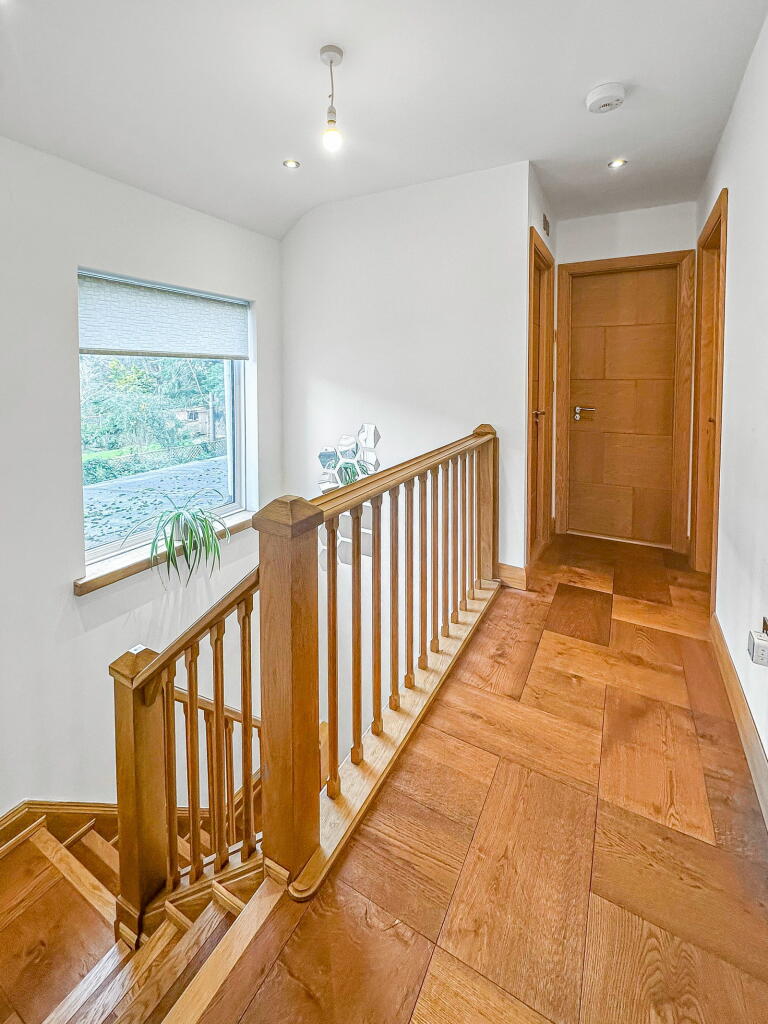 Additional image 32 of Merewood Close, Bromley, BR1 2AN