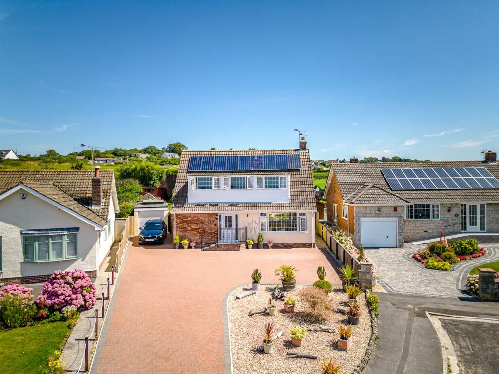Additional image 16 of Leighton Crescent, Bleadon Hill