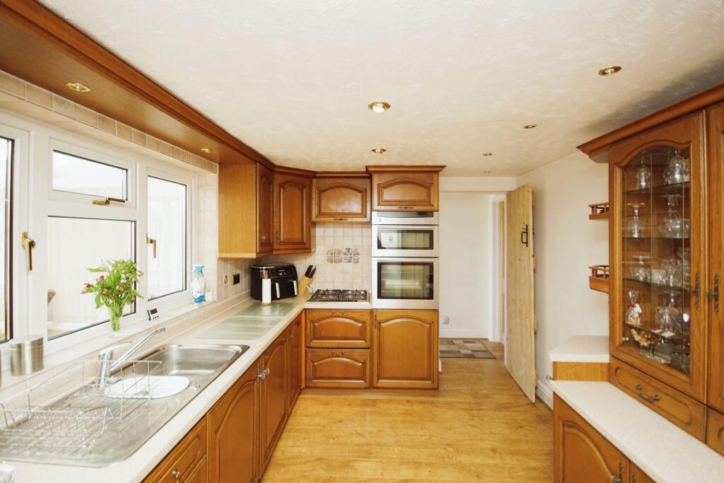 Additional image 9 of Gloucester Road, Almondsbury, Bristol, Gloucestershire, BS32