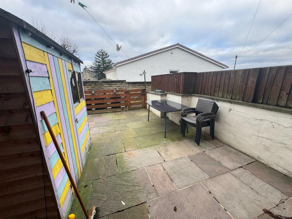 Additional image 9 of Cleckheaton Road, Low Moor, Bradford