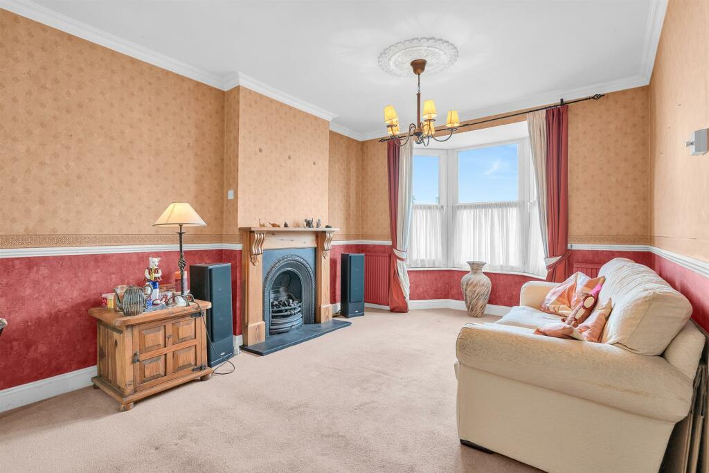 Additional image 4 of Park End, Bromley, BR1